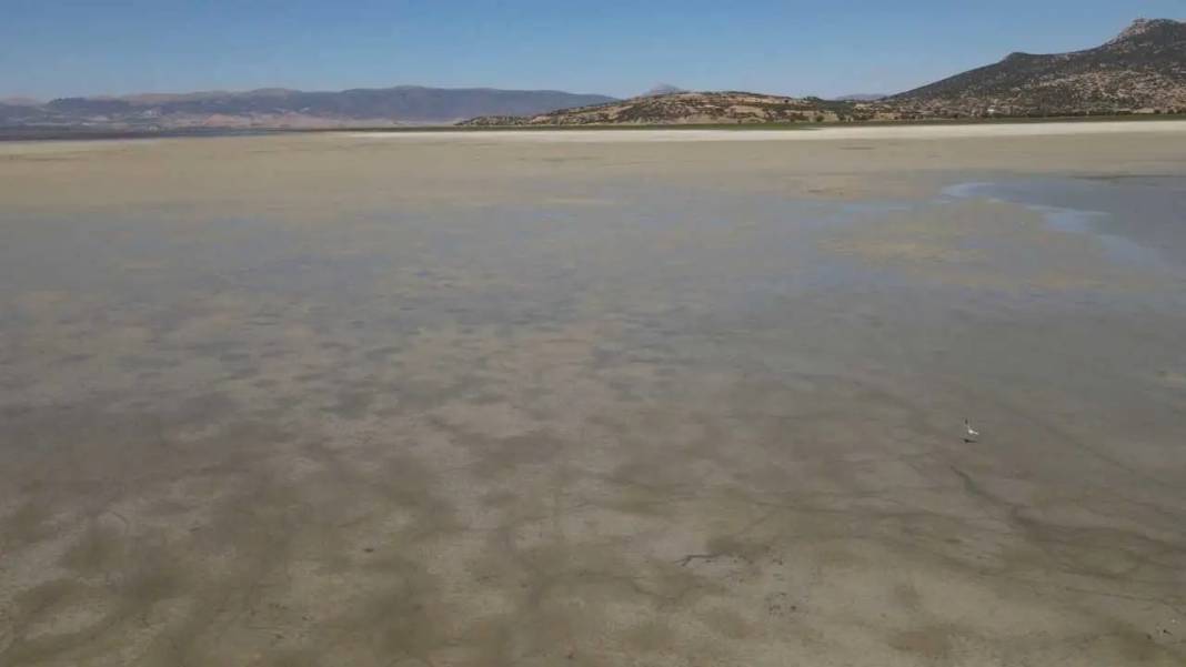 Göller Bölgesi Çöller Bölgesi’ne Dönüşüyor! Eğirdir Gölü Can Çekişiyor 1